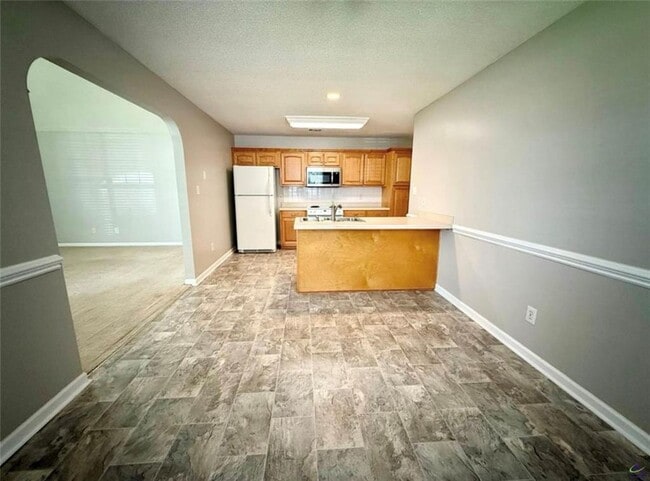 Building Photo - 448 Falkirk Dr
