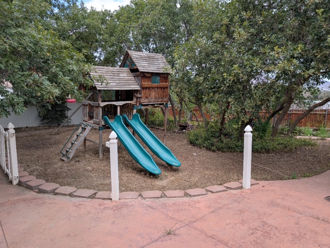 Building Photo - 763 E 550 S