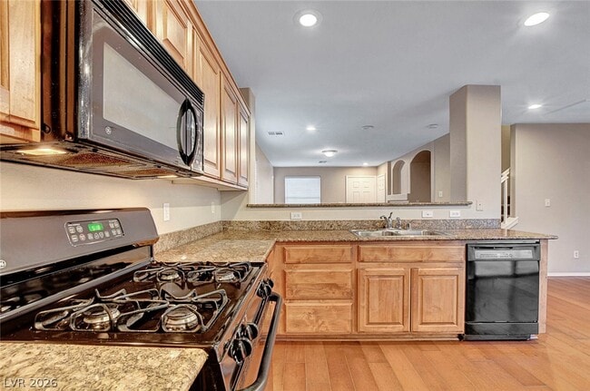 Building Photo - 7224 Rosebriar Ct