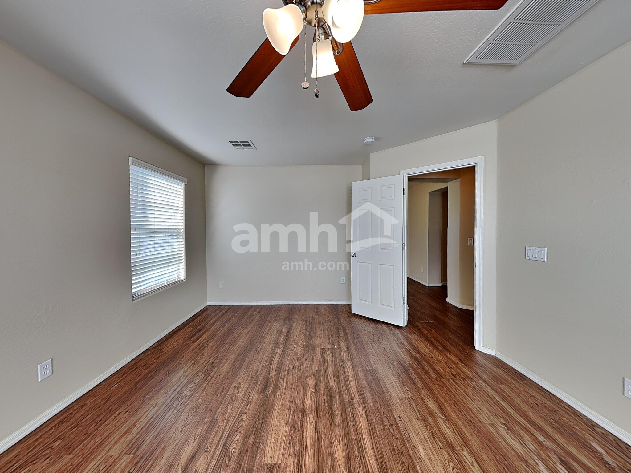 Building Photo - 2063 S Starling Dr