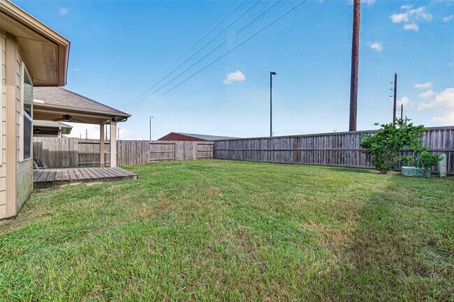 Building Photo - 26602 Yukon Straight Dr