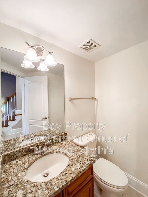 Building Photo - 4336 N Henderson Rd