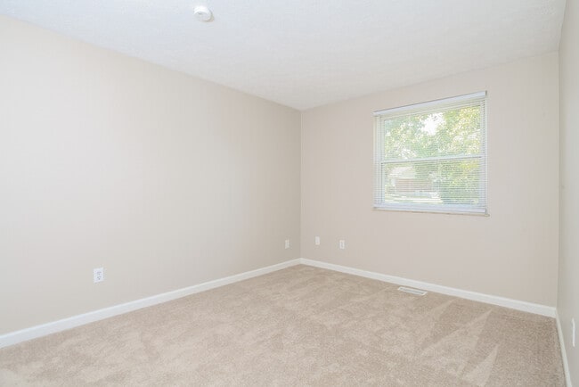 Building Photo - 12064 Havilland Ct