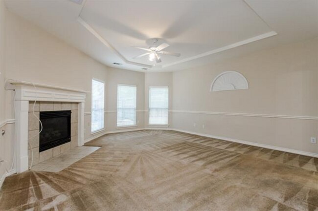 Building Photo - 107 Pinedale Dr