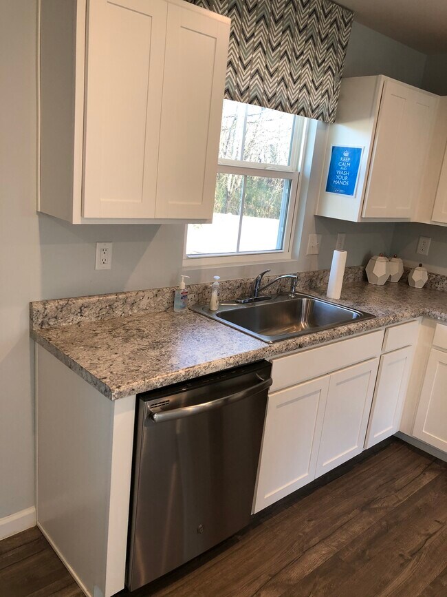 Kitchen - 5202 Austin Knoll Ct