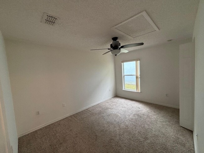 Building Photo - 1736 La Maderia Dr