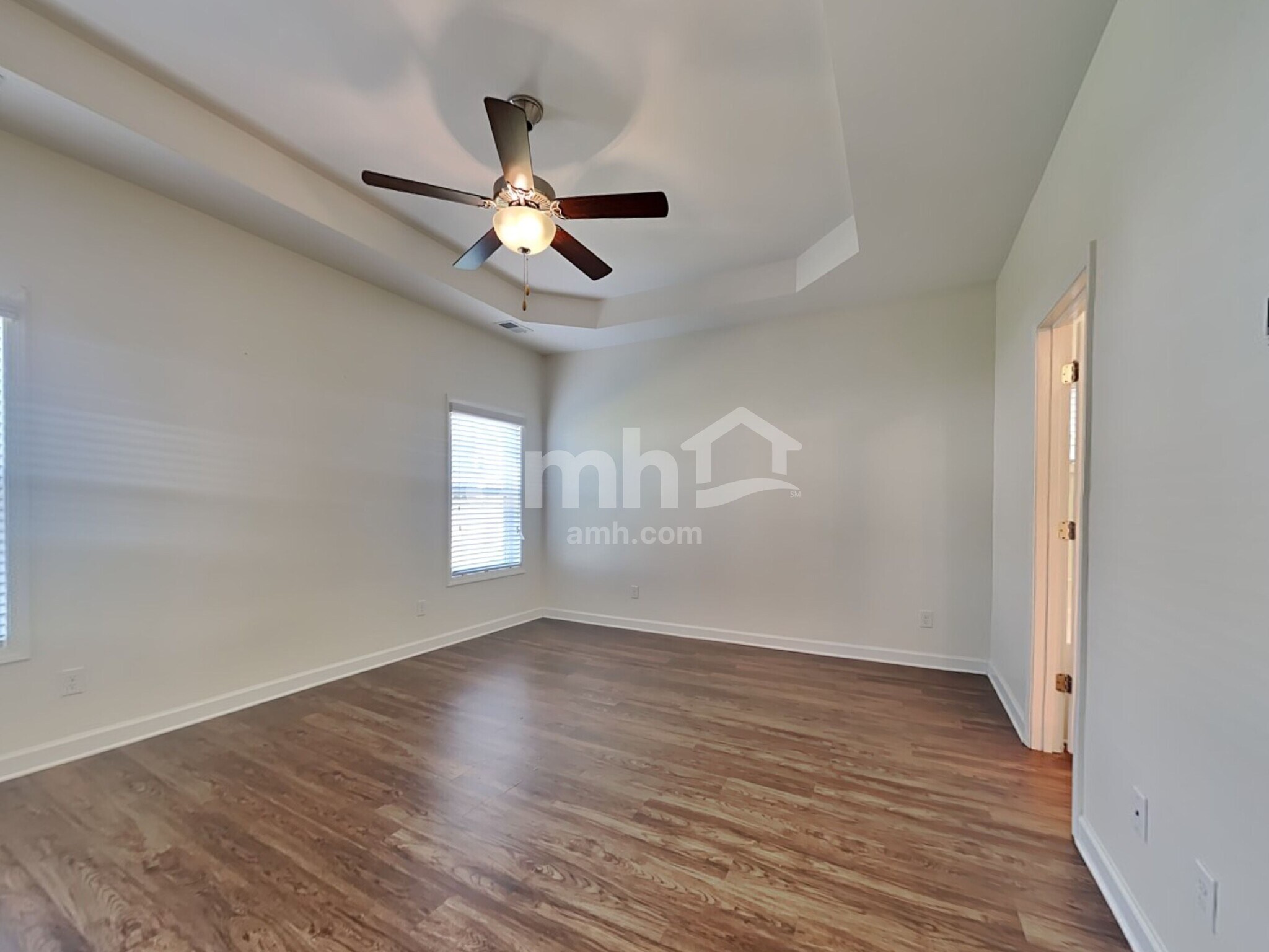 Building Photo - 530 Lateleaf Dr