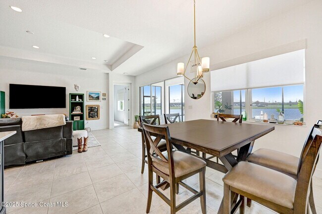 Building Photo - 2889 Avalonia Dr