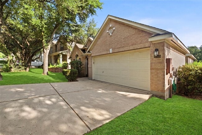 Building Photo - 12521 Canyon Glen Dr