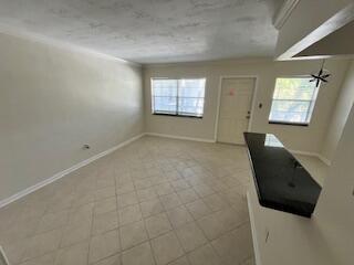 Building Photo - 455 NE 16th Ave