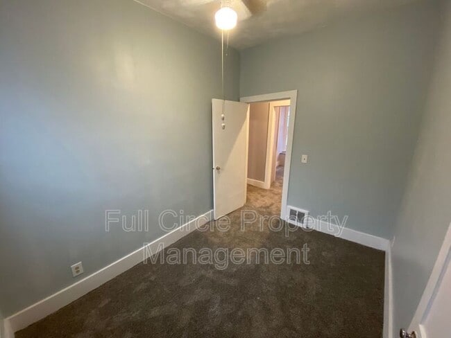 Building Photo - 2535 Avenue B