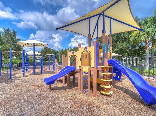 Building Photo - 2766 Hilliard Dr