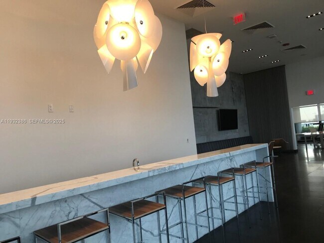 Building Photo - 1600 NE 1st Ave