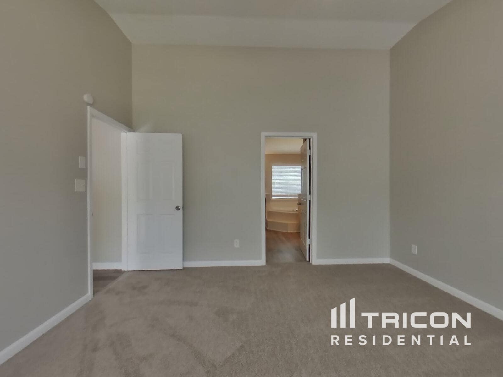 Building Photo - 5562 Katherine Village Dr
