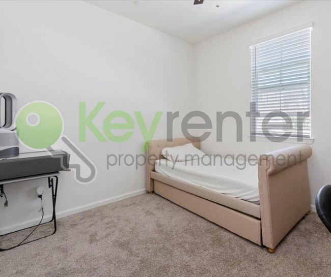 Building Photo - 1057 Provence Village Dr