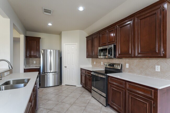 Building Photo - 28506 Carly Cove Ln
