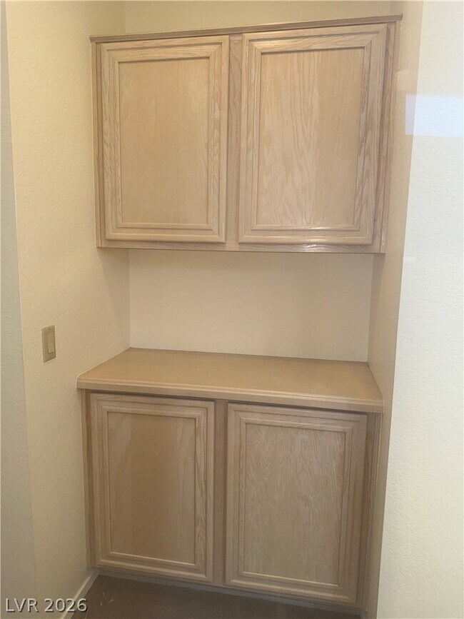 Building Photo - 8900 Kingsmill Dr