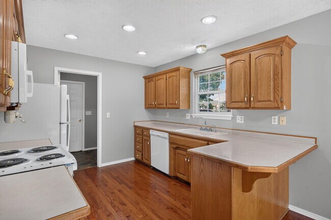 Building Photo - 1006 Cobblefield Way