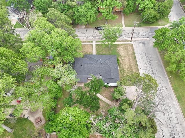 Building Photo - 2203 Glenwood Ln