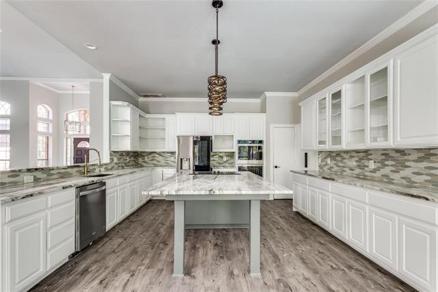 Building Photo - 804 Shorecrest Dr