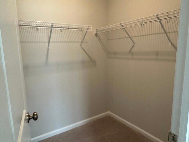 Building Photo - 1106 Harmony Trl