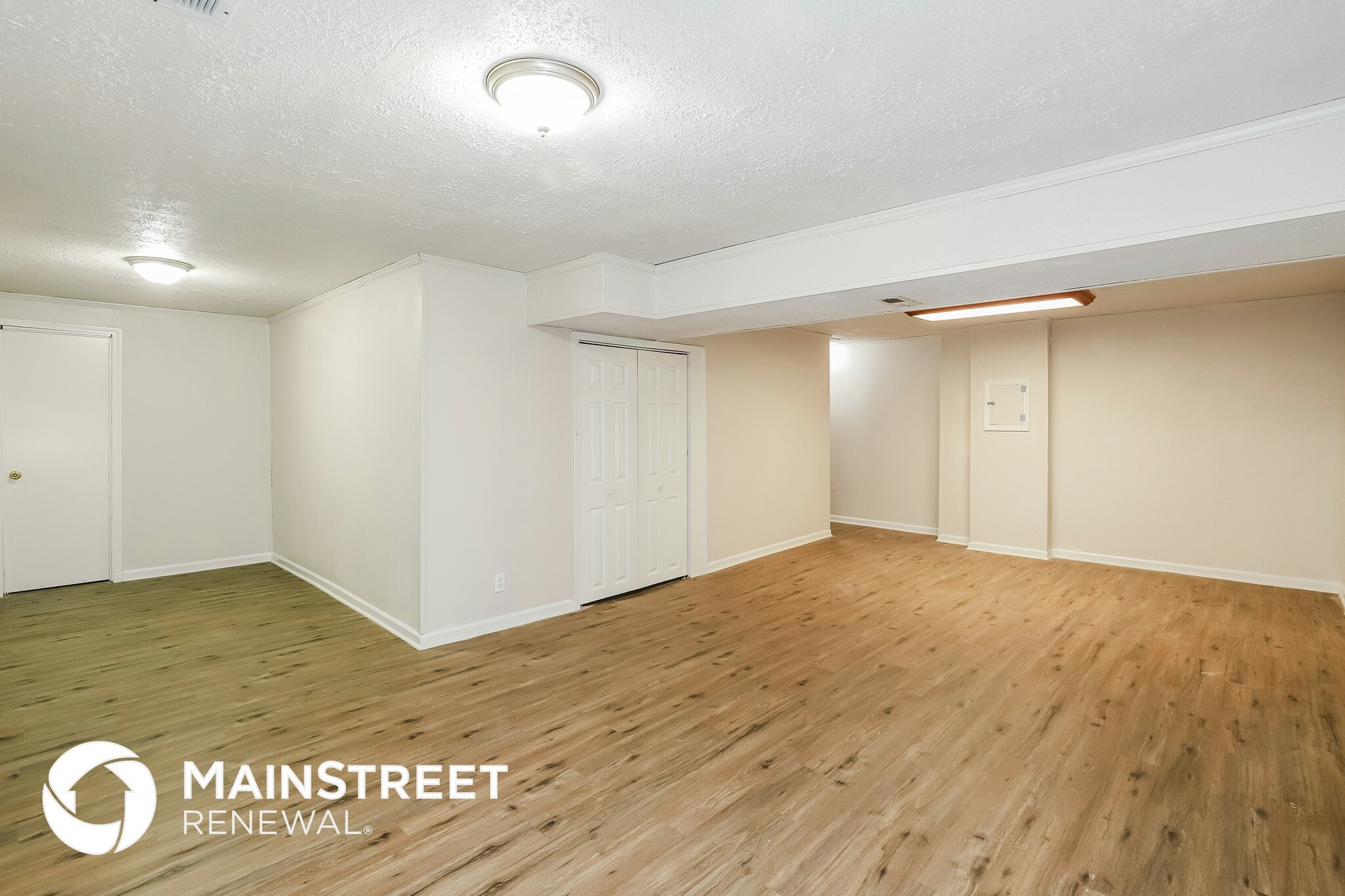 Building Photo - 1495 NW Yankee Dr