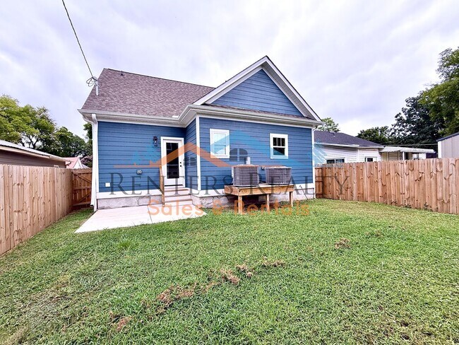 Building Photo - Charming Newer Construction Home with Garage & Fenced Yard