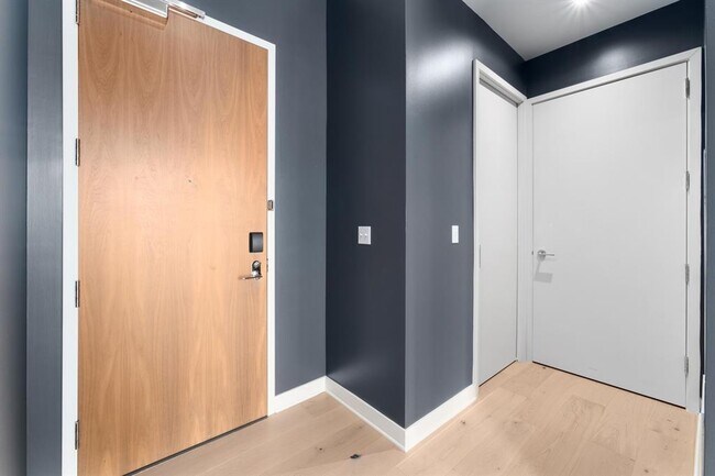 Building Photo - 210 Lavaca St