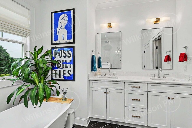 Building Photo - Luxurious & Upscale 3Br/2.5Bth, Perfect for Corporate Relocation, Professional Athlete, Successfu...