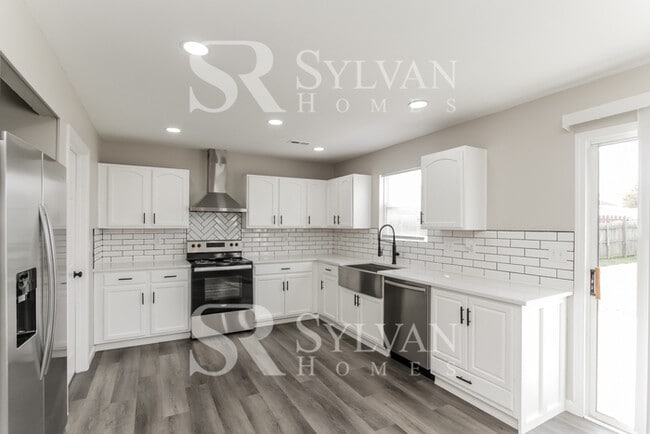 Building Photo - Enjoy living the good life in this 4 bedro...