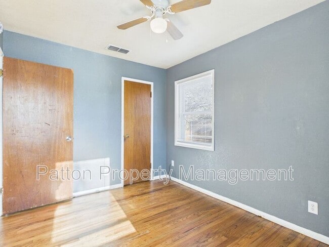 Building Photo - 2805 Duncan Dr