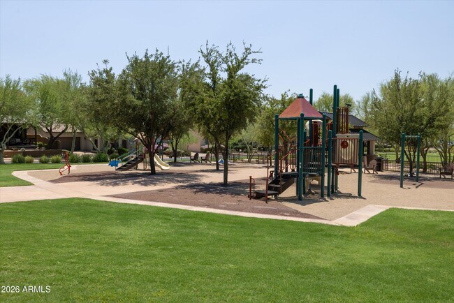 Building Photo - 9260 E Desert Village Dr