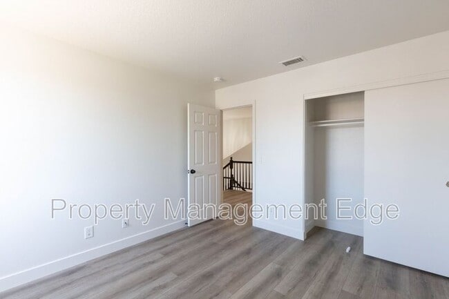 Building Photo - 24078 Whistling Swan Rd