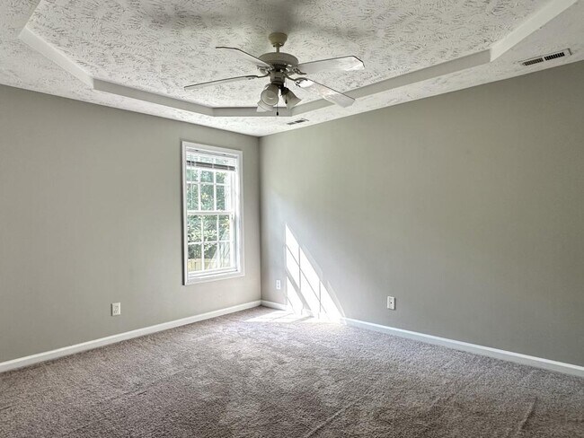 Building Photo - 2352 Saltwood Rd
