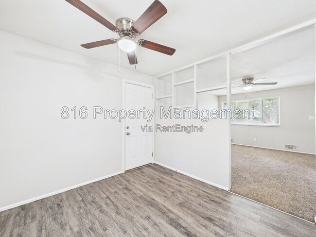Building Photo - 8511 Crystal Ave