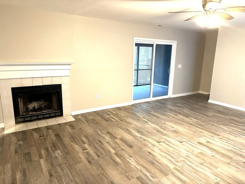 Building Photo - 178 Beaver Pond Loop