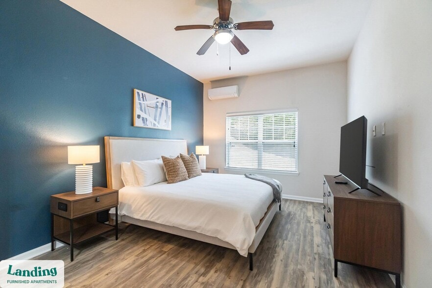 Building Photo - 655 W Mallard Creek Church Rd