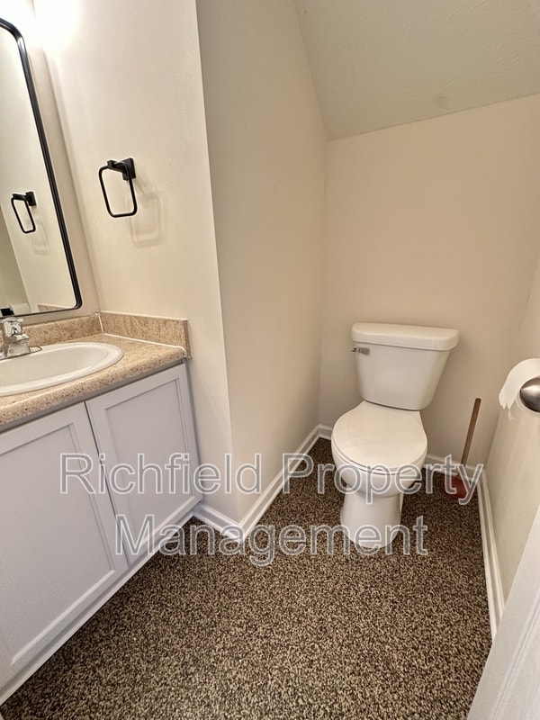 Building Photo - 11212 Pegasus Dr