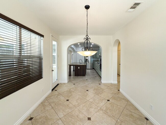 Building Photo - ~Temecula's Wolf Creek Community~ Beautifu...