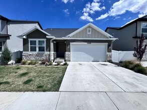 Building Photo - 12339 Remy Rd