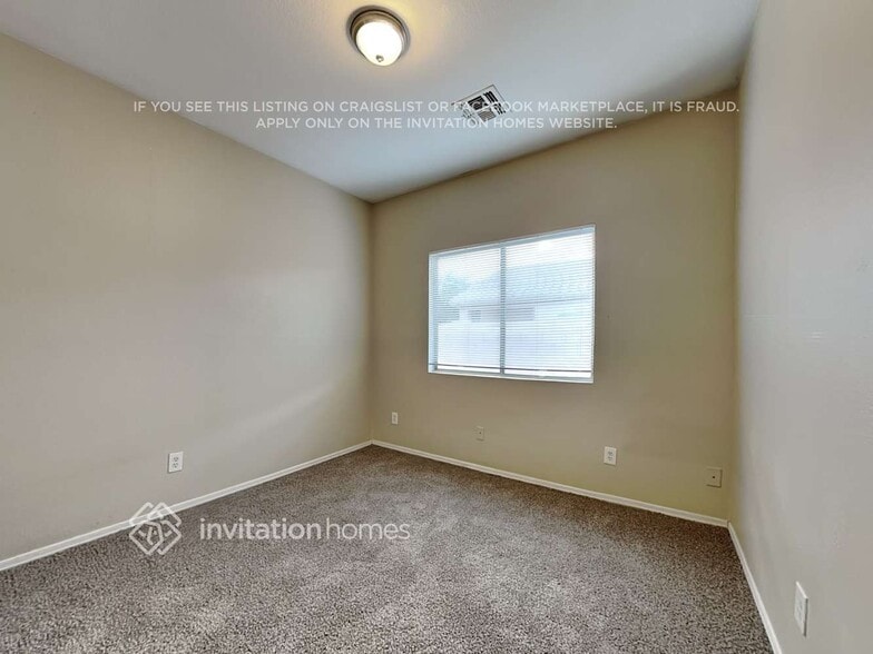 Building Photo - 6347 W Hilton Ave