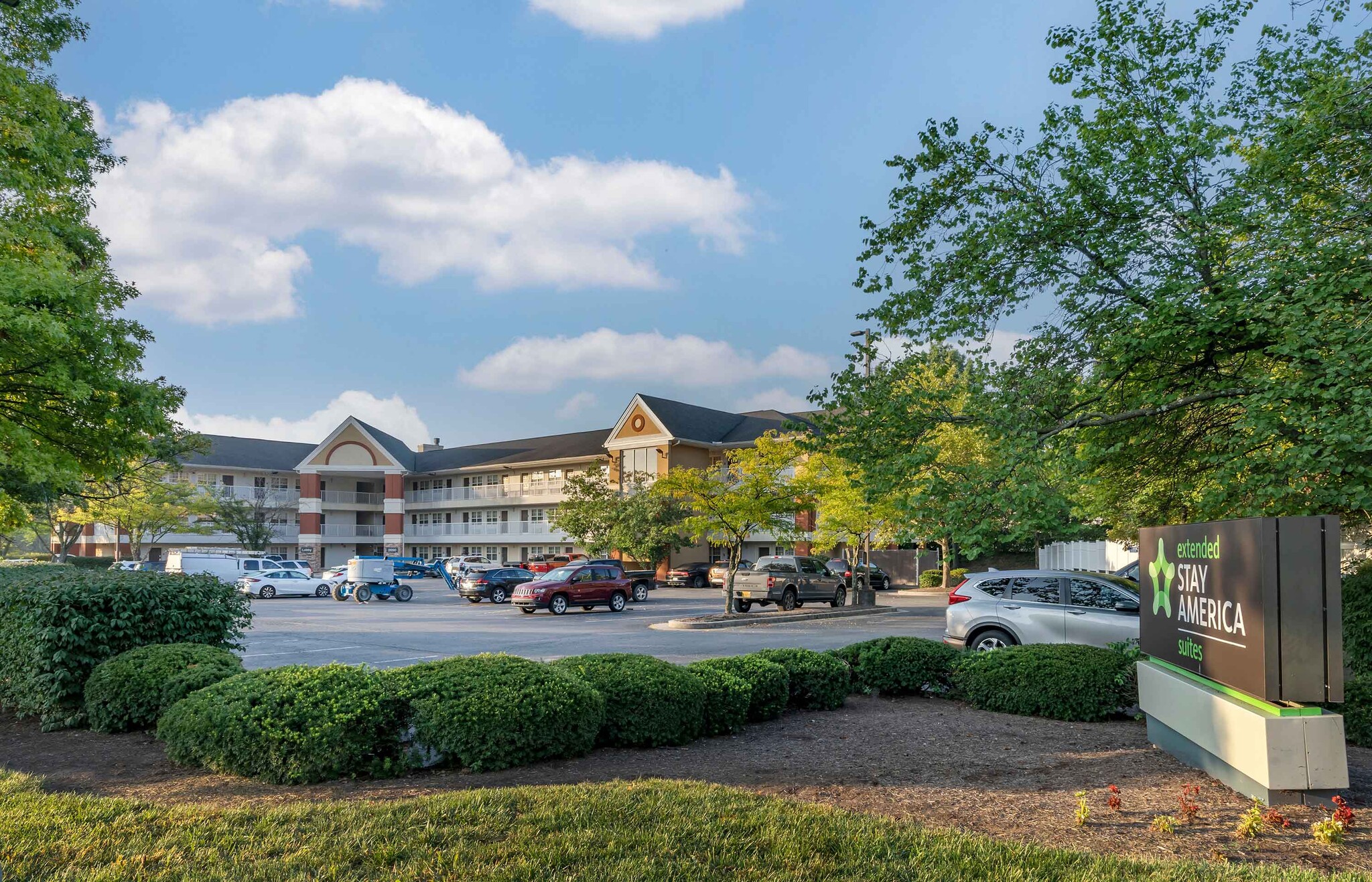 Building Photo - Furnished Studio-Lexington - Nicholasville Road