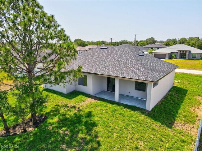 Building Photo - 2606 25th St SW