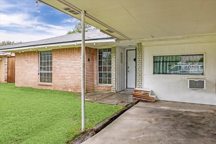 Building Photo - 538 Glenvale Dr