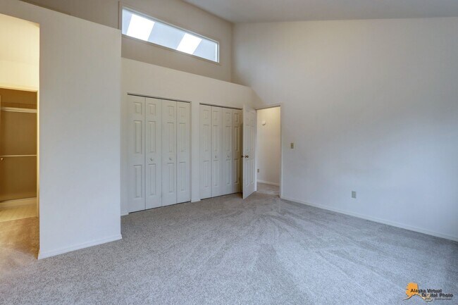 Building Photo - 3004 Brittany Pl