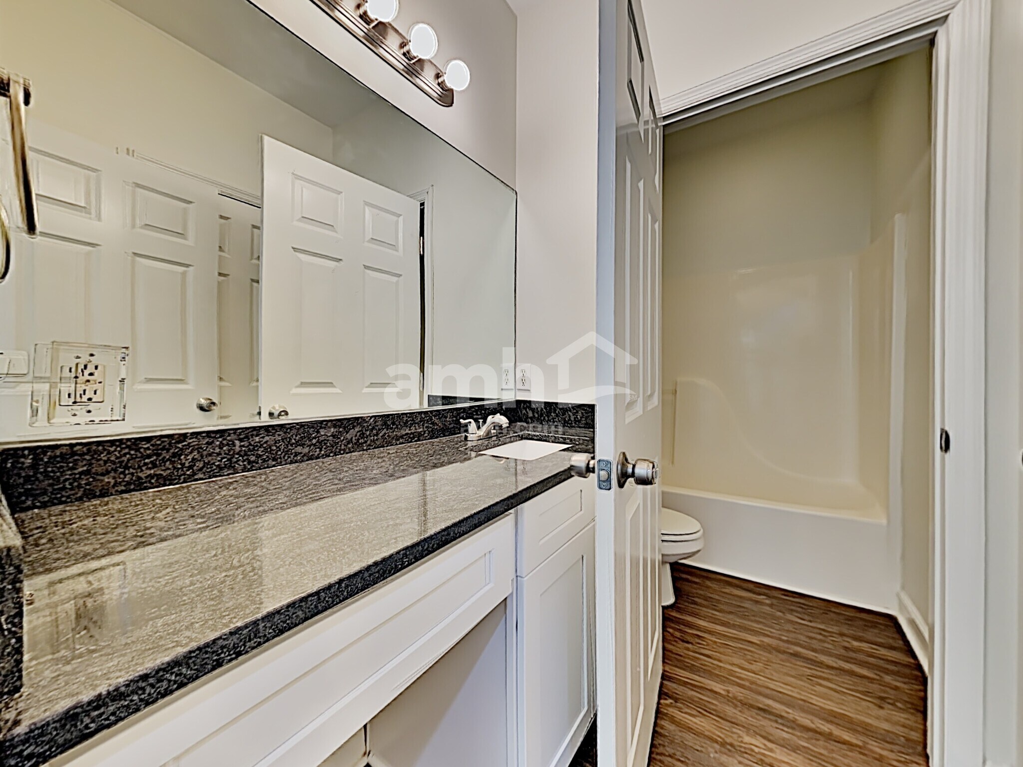 Building Photo - 7 Otter Creek Dr