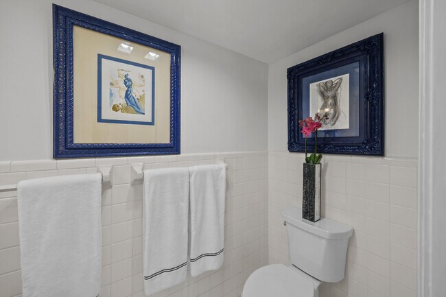 Building Photo - 170 N Ocean Blvd