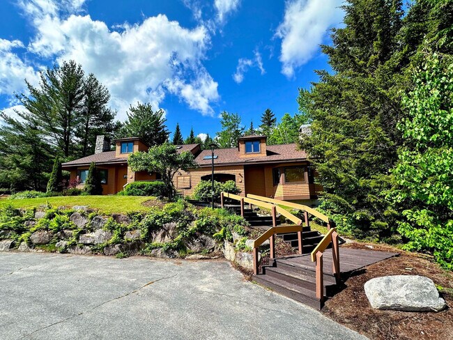 Building Photo - 35 Forest Ln