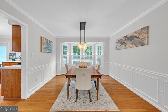 Building Photo - 9112 Silver Pointe Way