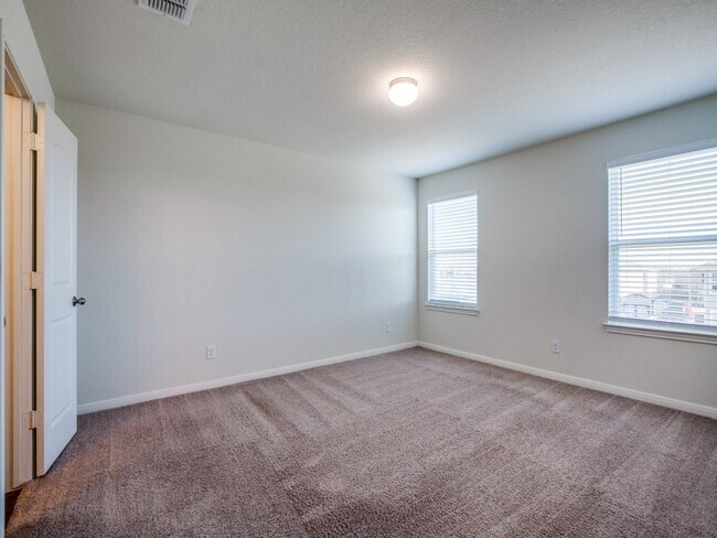 Building Photo - 6528 Chevlar Pass